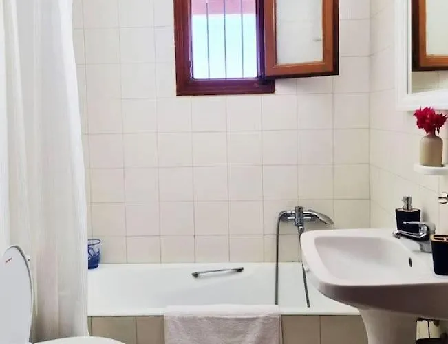 Manios Glisidia Sea View * Πούντα