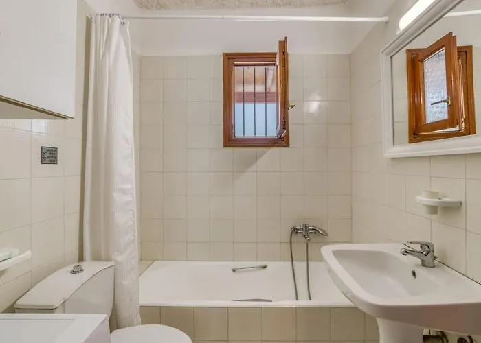 Manios Glisidia Sea View *