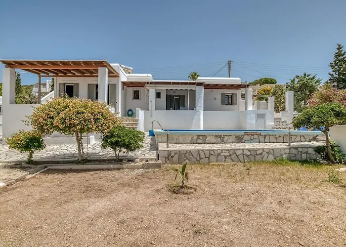 Manios Glisidia Sea View Villa *